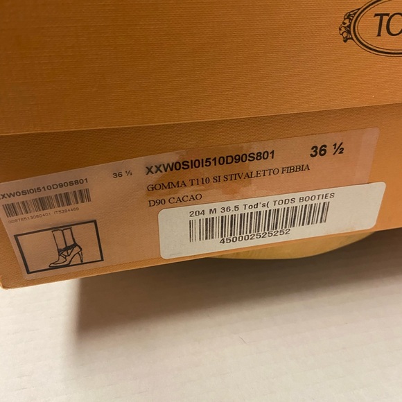 TODS New in Box Stiviletto Leather Heeled Boots - Picture 3 of 9